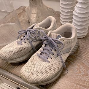 Brooks Revel 3 jogging shoes